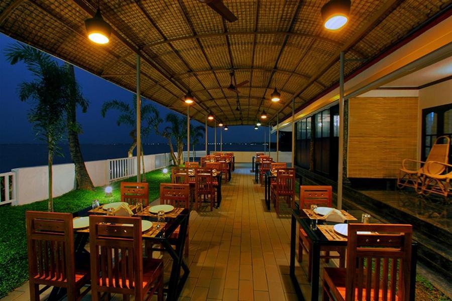 Vembanad Village Backwater Resort Alappuzha المظهر الخارجي الصورة