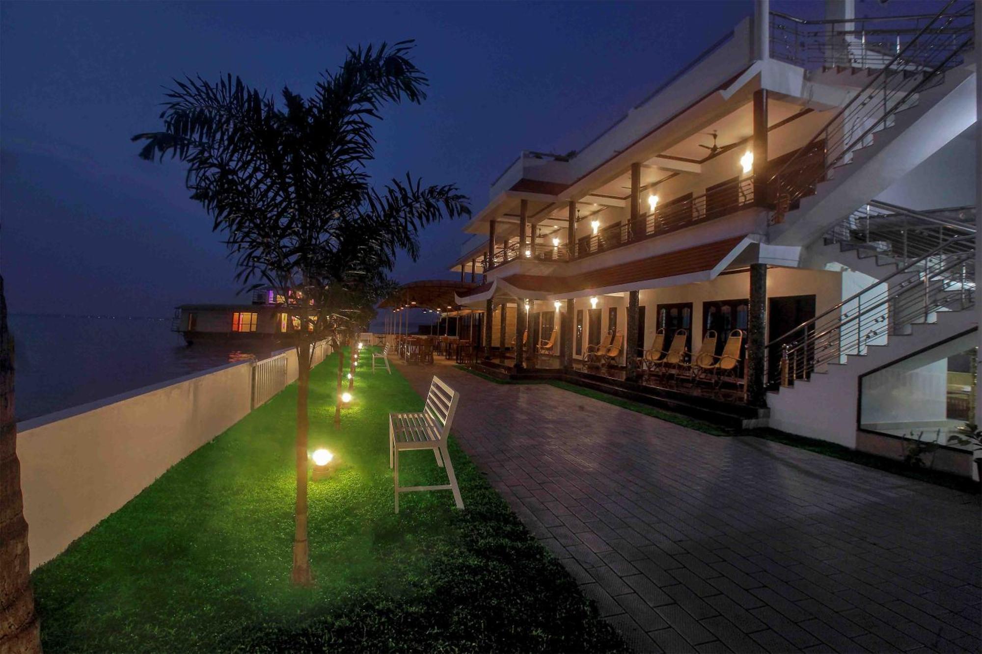 Vembanad Village Backwater Resort Alappuzha المظهر الخارجي الصورة
